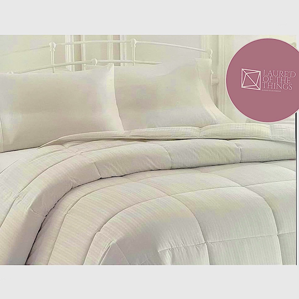 NEW Ralph Lauren Down Alternative Comforter- King Size